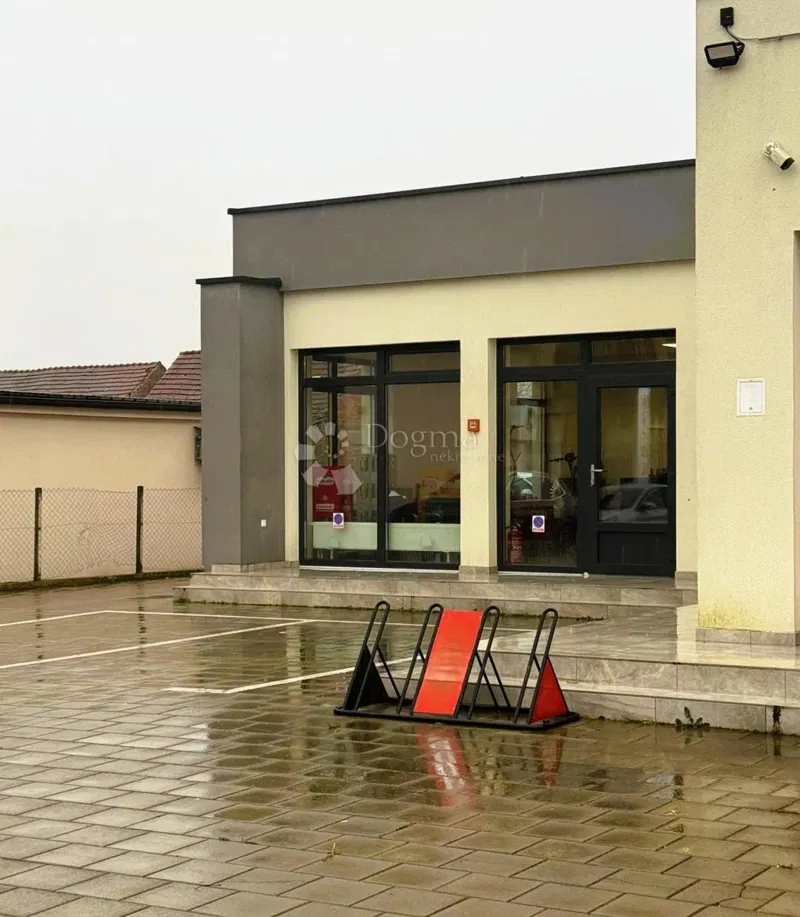 Locale commerciale Petrijanec, 81,21m2 – 2
