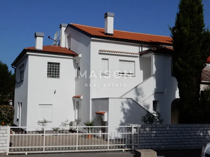 House Malinska, Malinska-Dubašnica, 300m2 – 2