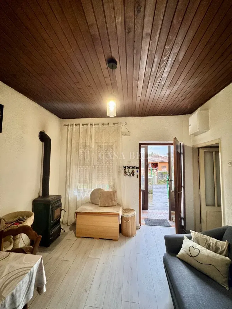 Čavle,Centar - samostojeća kuća sa garažom