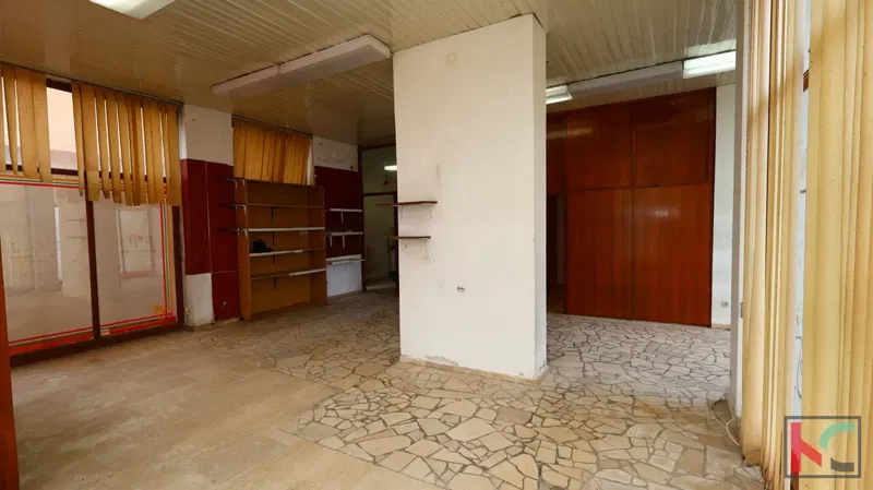 Üzlethelyiség Pula – 3