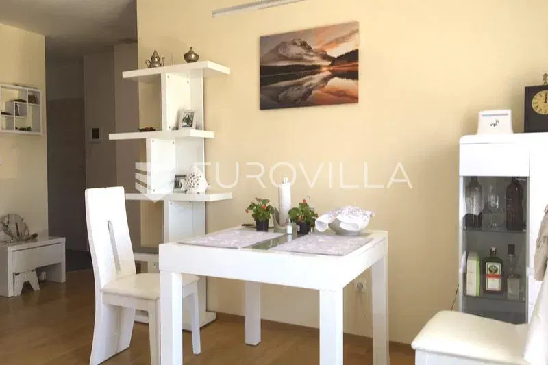 Kaštel Gomilica, two-bedroom apartment 61.3 m² with parking space – 2