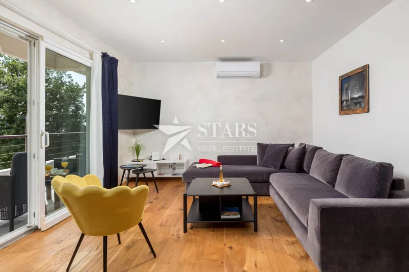 Lovran, dizajnerski stan 2s+db, terasa, pogled na more, parking – 2