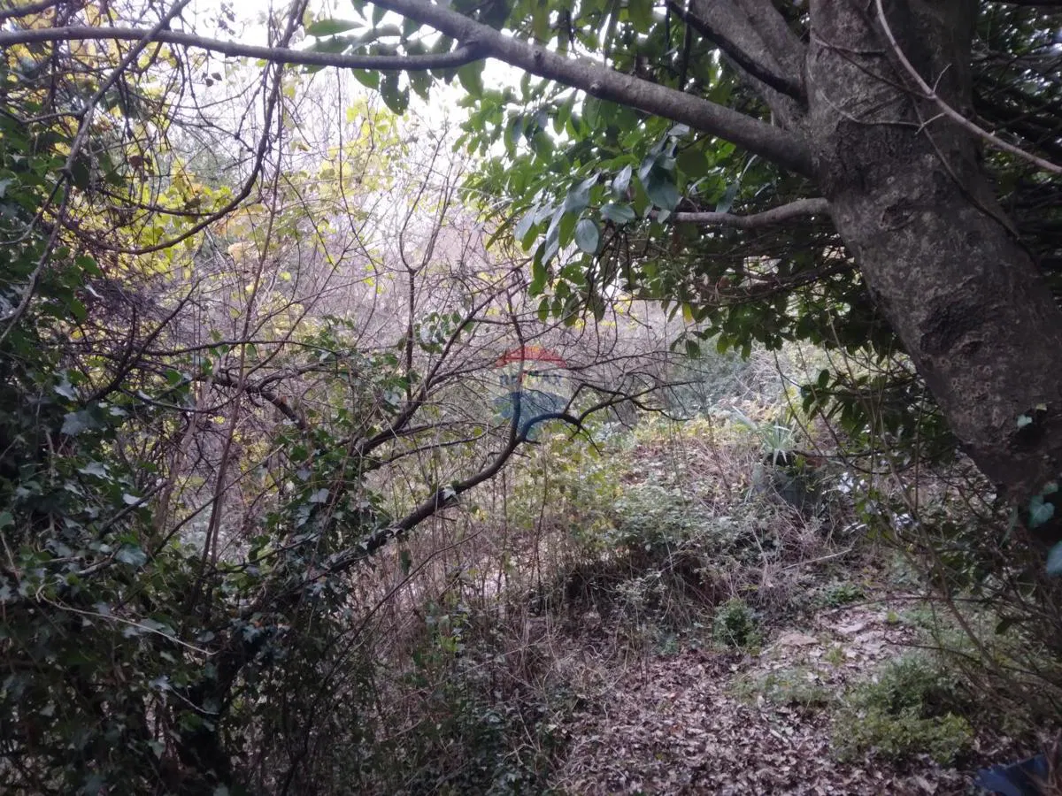 Rijeka, Kastav, građevinsko zemljište 835 m2