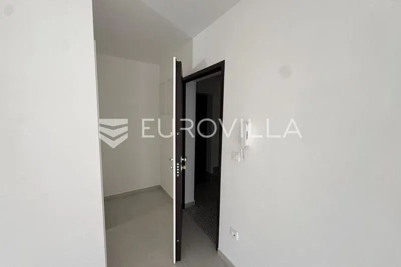 Lakás Povljana – 2
