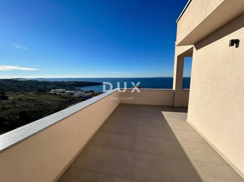 PRIMOŠTEN, DOLAC – Penthouse with a phenomenal sea view! – 2