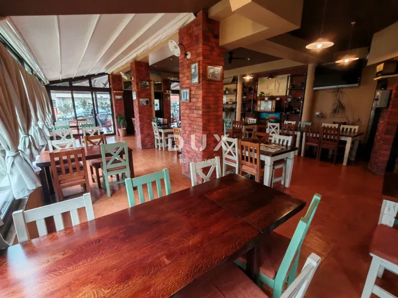 ZADAR, ZATON - Znana, ceniona restauracja w ruchliwej lokalizacji z ogromnym parkingiem!