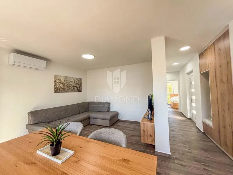 Umag- surroundings, modern apartment near the beach with 2 parking spaces! – 3