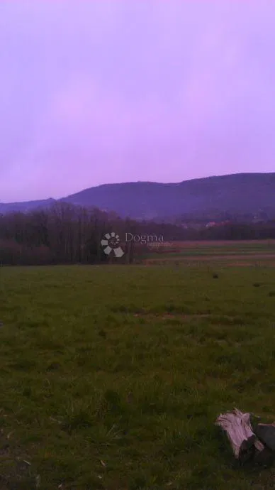 Građevno zemljište 9.674 m² (3 parcele) s pogledom na Medvednicu