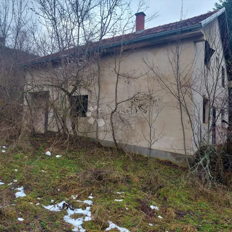 House Kruge, Donji Lapac, 240m2 – 2