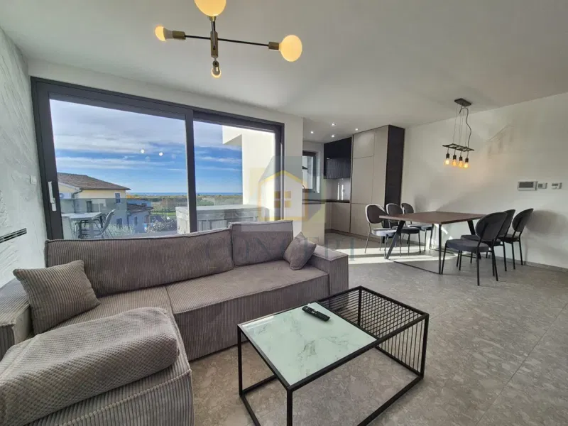 Poreč, surroundings, Apartment on the 1st floor with three bedrooms and a sea view, 4 km from the sea – 3