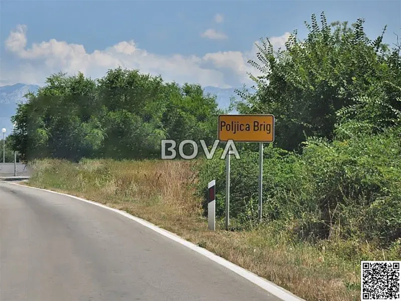 Poljoprivredno zemljište 4853m2 – Poljica brig *Trakasto zemljište* (ID-2569/E)