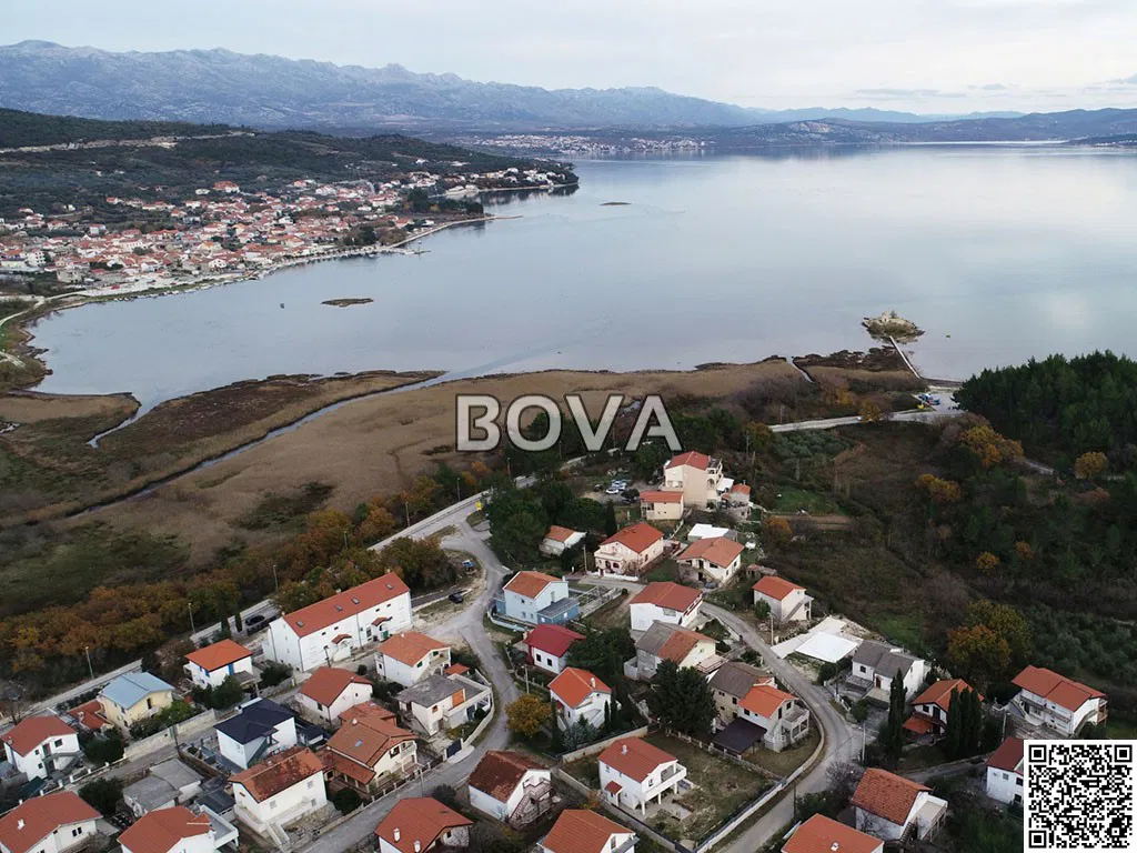 Građevinsko zemljište 2322m2 - Posedarje *Pravilan oblik* (ID-2572/D)