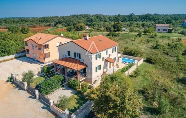 Istria, Umag: Semi-detached villa near the sea – 3
