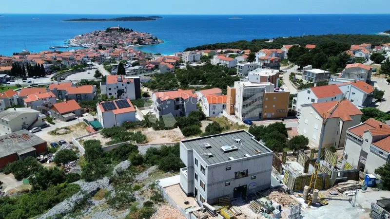 PRIMOŠTEN - NAJLEPSZA LOKALIZACJA, APARTAMENT NA PARTERZE – 2