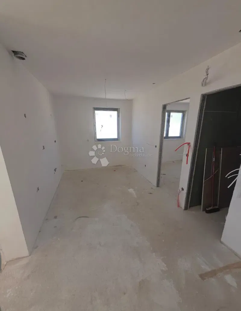 PRIMOŠTEN - NAJLEPSZA LOKALIZACJA, APARTAMENT NA PARTERZE – 3