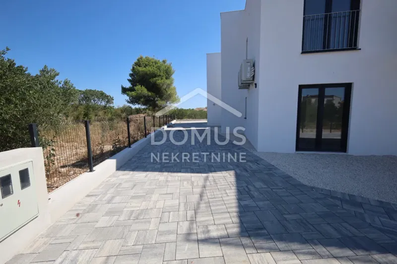 Vodice, new construction, three-bedroom apartment of 120.64 m² with a rooftop terrace – 2