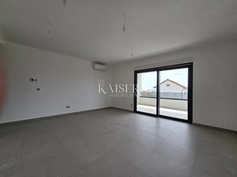 Vodice, Šibenik - Modern kétszobás apartman fedett terasszal 700 méterre a tengertől – 3