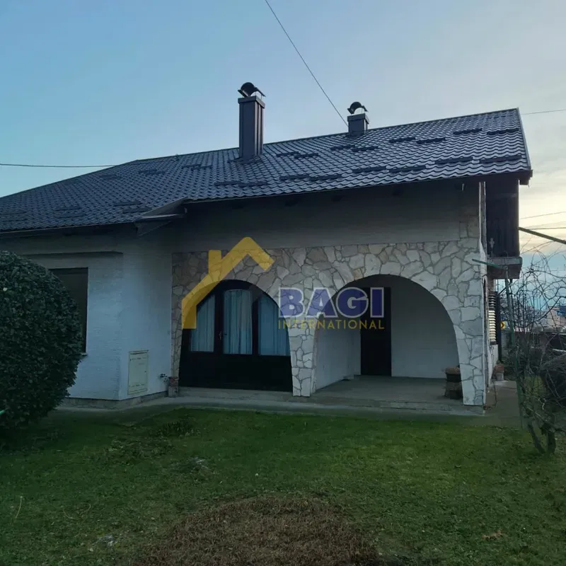 Zaprešić - 120m2 kuća za radnike