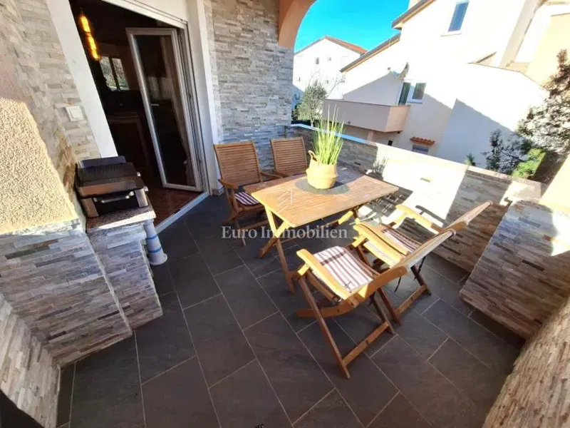 Malinska – two apartments with garden and parking – 2