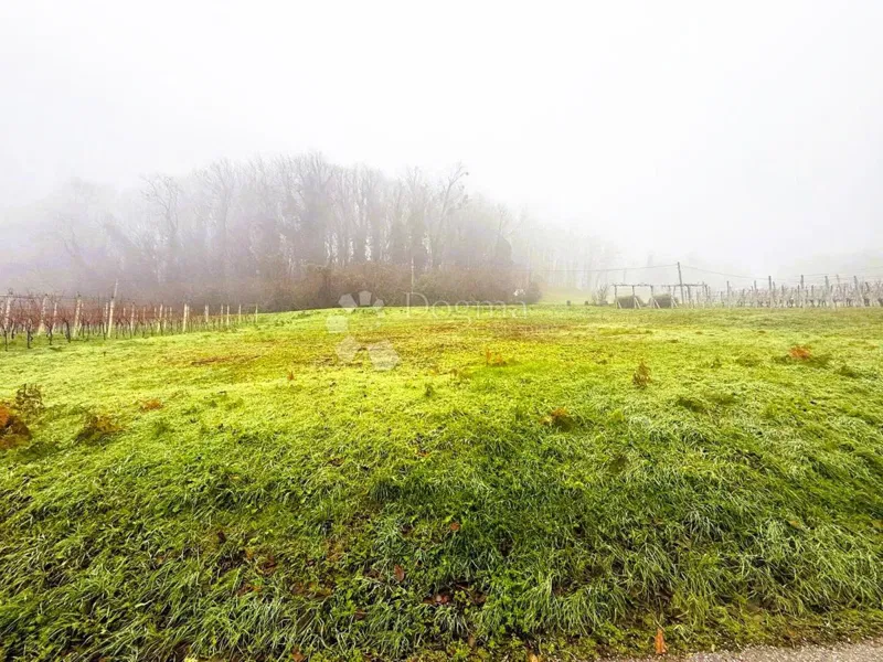 Building land Ivanec, 917m2 – 2