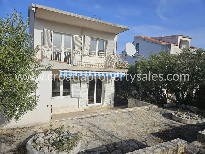 Trogir/Ciovo, house for sale, 389.000 € – 2