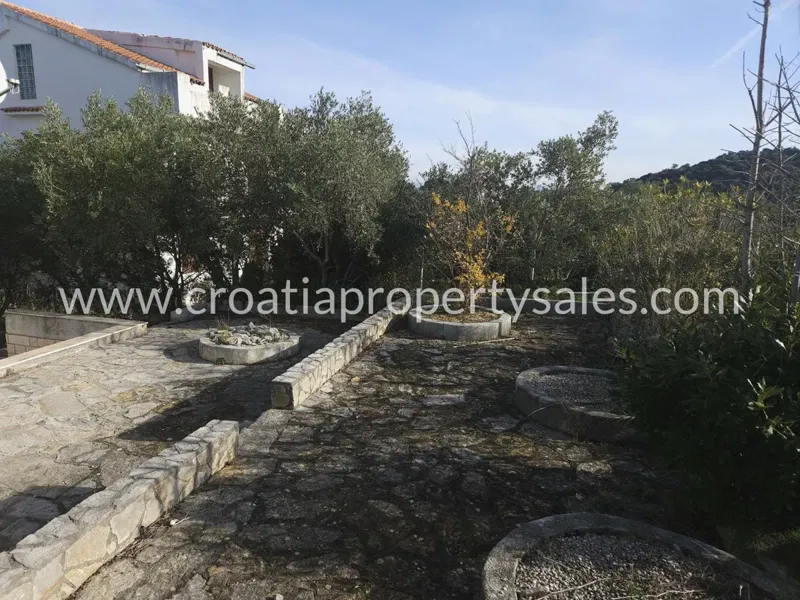 Trogir/Ciovo, house for sale, 389.000 € – 3