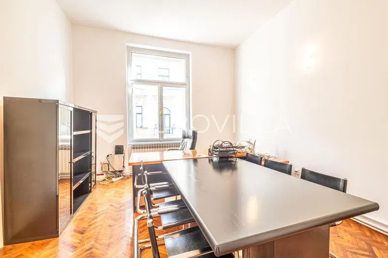 Zagreb, Palmotićeva, furnished office space 97 m² – 2