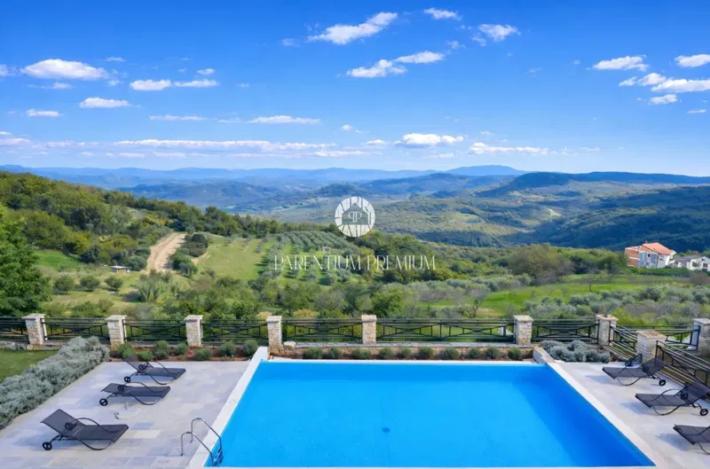 Autentica villa in pietra istriana con vista panoramica – 2