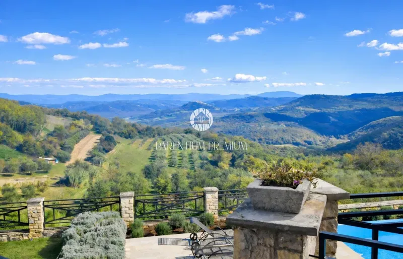 Autentica villa in pietra istriana con vista panoramica – 3