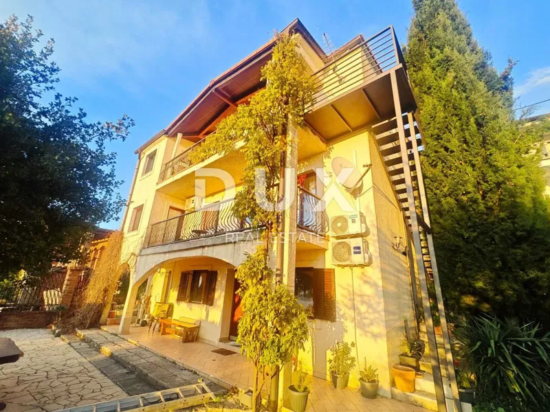 CRIKVENICA - Casa ristrutturata con due appartamenti, vista panoramica! – 2