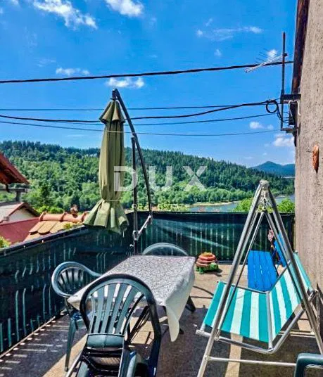 GORSKI KOTAR, FUŽINE - Ház kilátással a tóra