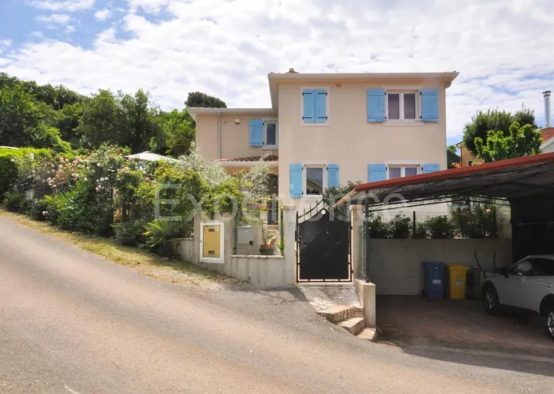 ISTRIA, Poreč - house with two separate apartments and swimming pool, 3 km from the sea! – 2