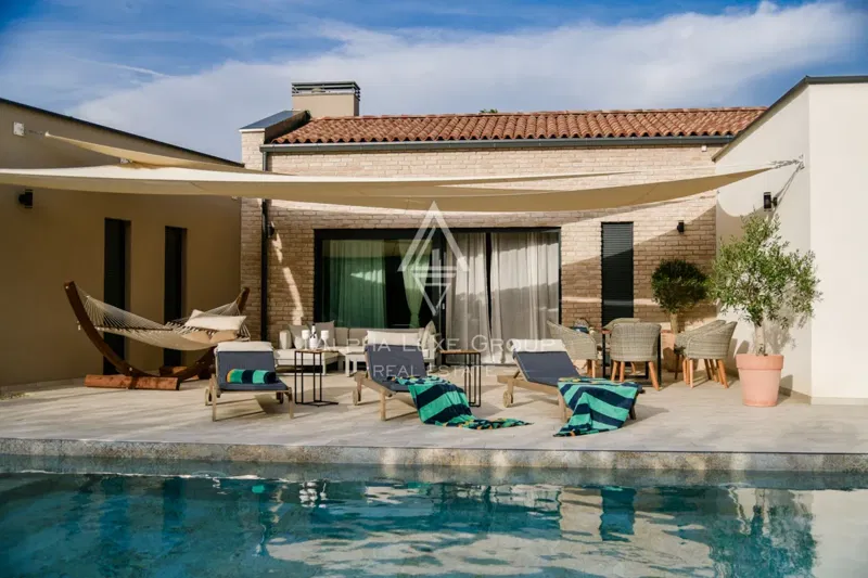 Istria, Vodnjan: Villa elegante con piscina riscaldata – 2