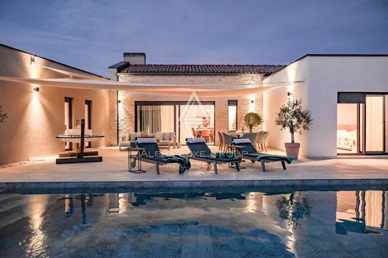 Istria, Vodnjan: Villa elegante con piscina riscaldata – 3