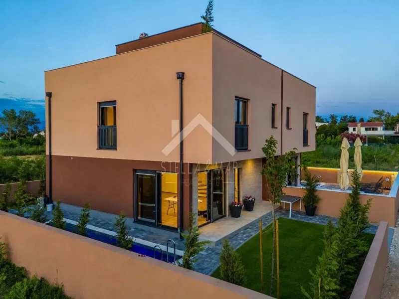 Semi-detached house with pool - Sabunike – 3