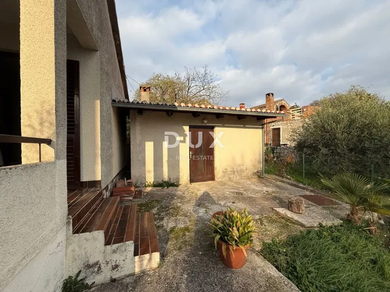 ISTRIA, PARENZO - Autentica casa istriana con due unità abitative – 3