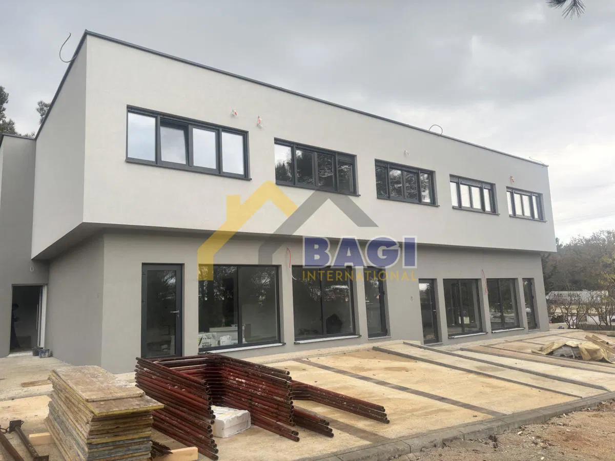 Commerciale Novigrad, 280m2