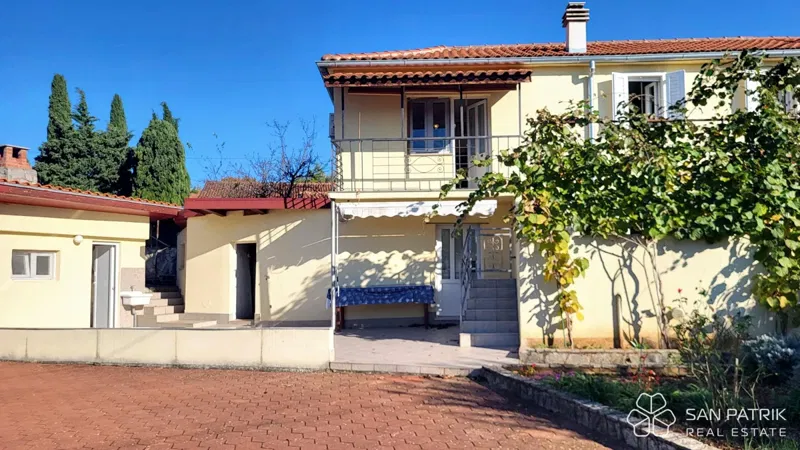 Krk: 4-bedroom family house with sea view, yard – 3
