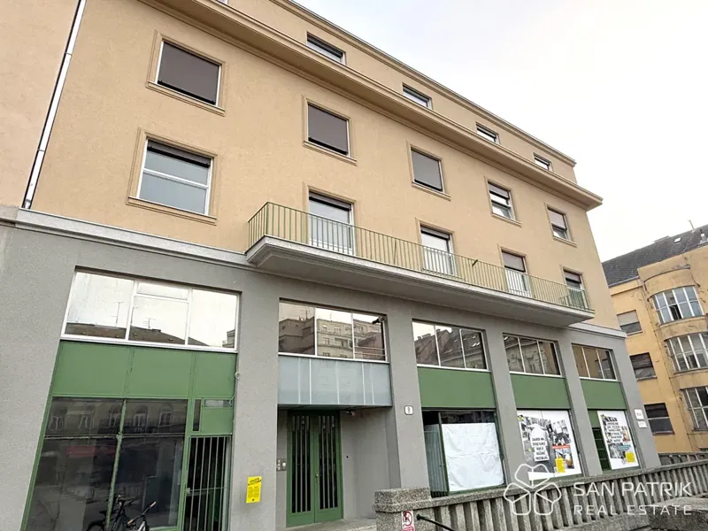 Spacious Period Apartment 127 m2 - Classic Elegance at Dolac – 3