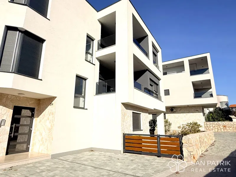 Modern settlement near Šibenik - apartment (109 m2), 250m from the beach – 2