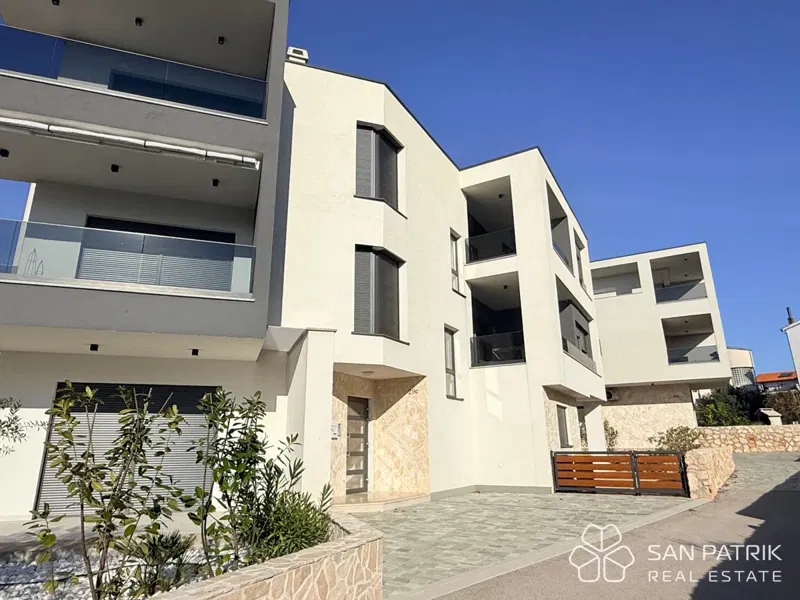 Modern settlement near Šibenik - apartment (109 m2), 250m from the beach – 3