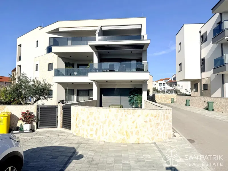 Modern settlement near Šibenik - apartment (102 m2), 250m from the beach – 2