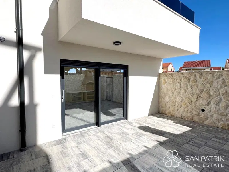 MODERN APARTMENT WITH A POOL – YOUR NEW HOME BY THE SEA - POVLJANA – 3