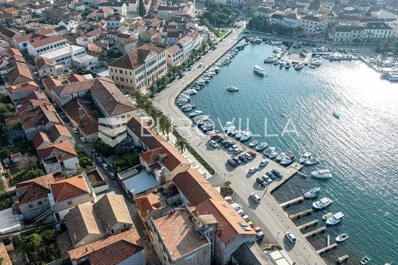 Korčula Island, Vela Luka - stone house in the center of town – 3