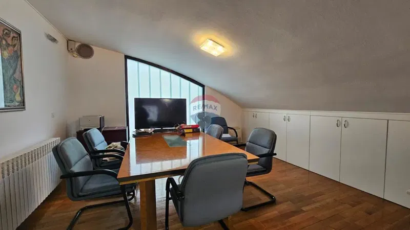 Office space Zelengaj, Gornji Grad - Medveščak, 200m2 – 3
