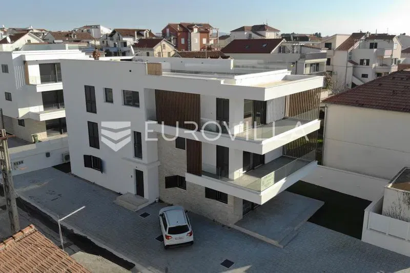 Vodice, NEW CONSTRUCTION, penthouse with a roof terrace and sea view, 150.94 m² – 2