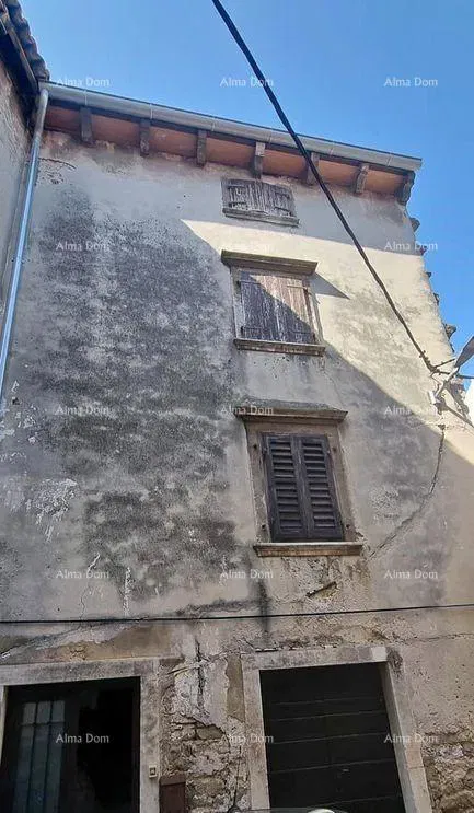 Grande casa in pietra istriana su tre piani in vendita, Buje! – 2