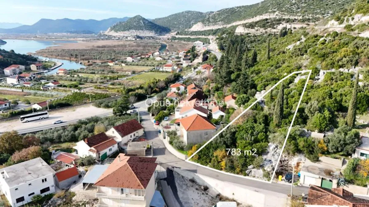 ROGOTIN, PLOČE - gradevinsko zemljiste 783 m2 (Video)