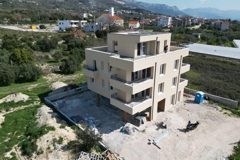 Penthouse with open sea views – 2