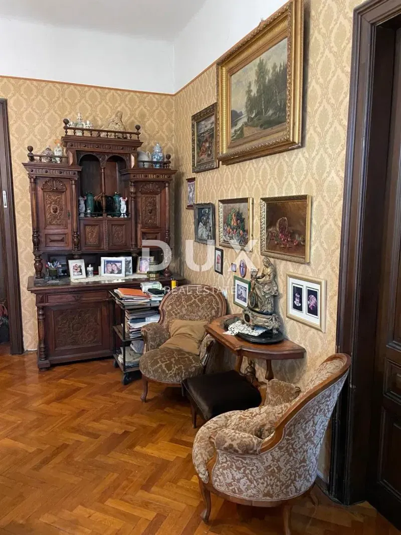 RIJEKA, BULEVARD - egyedi 3 hálószobás + fürdőszobás apartman egy régi villában, exkluzív helyen! LEHETŐSÉG! – 2